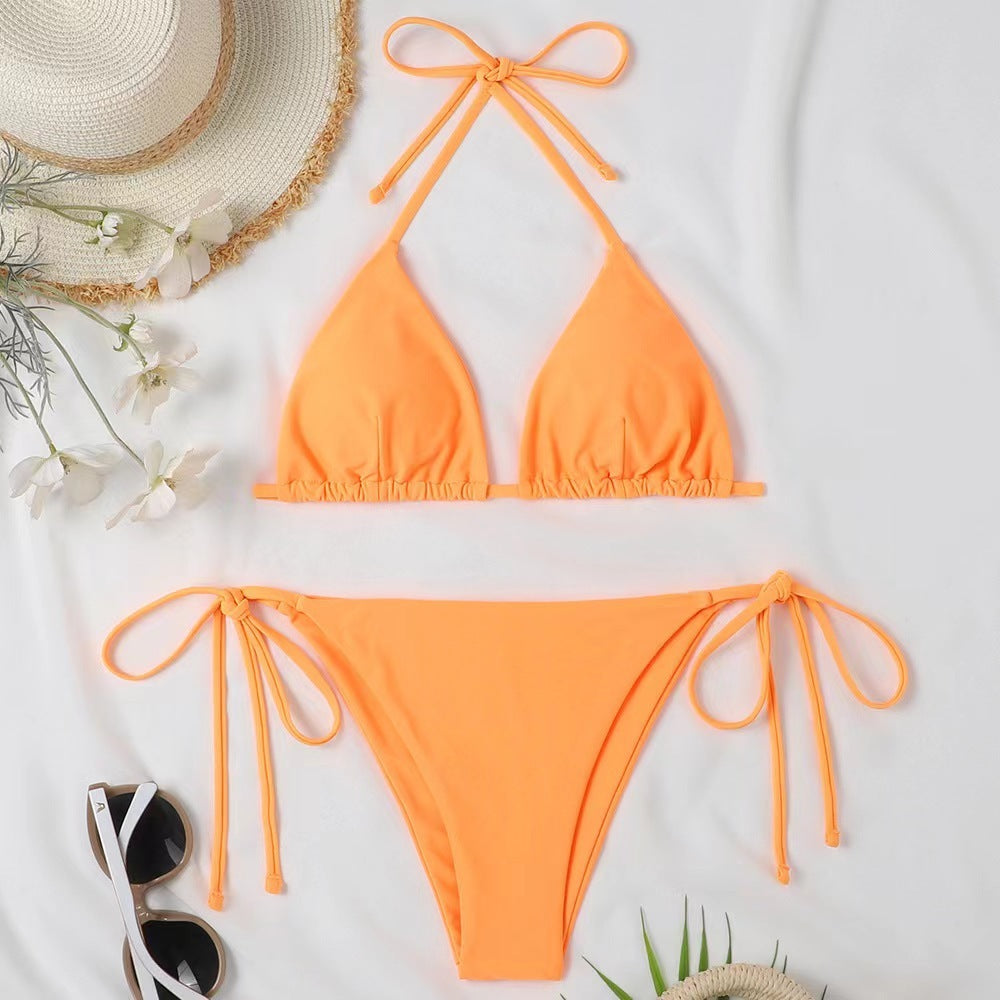 Sexy Bikini femme à nouer