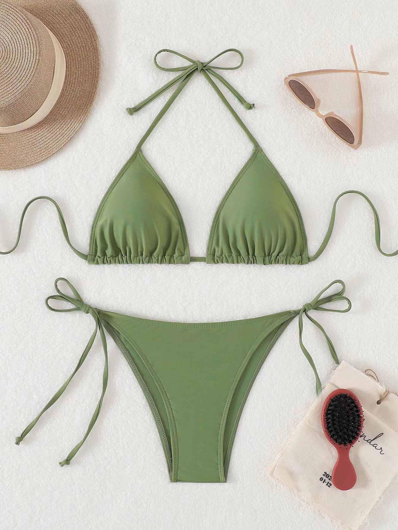 Sexy Bikini femme à nouer