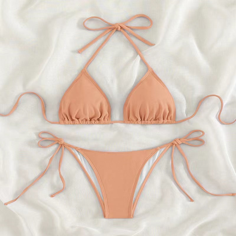 Sexy Bikini femme à nouer