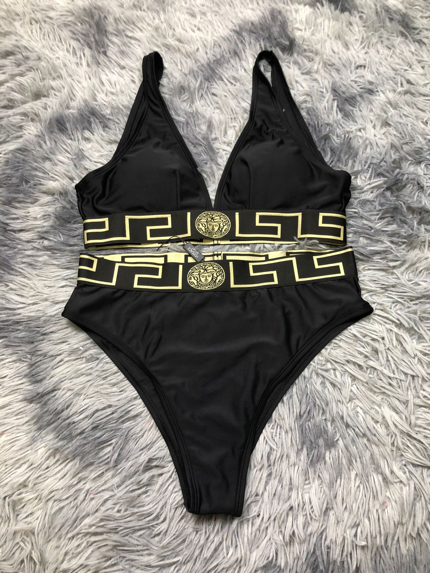 top/35usd,code: 202411290203