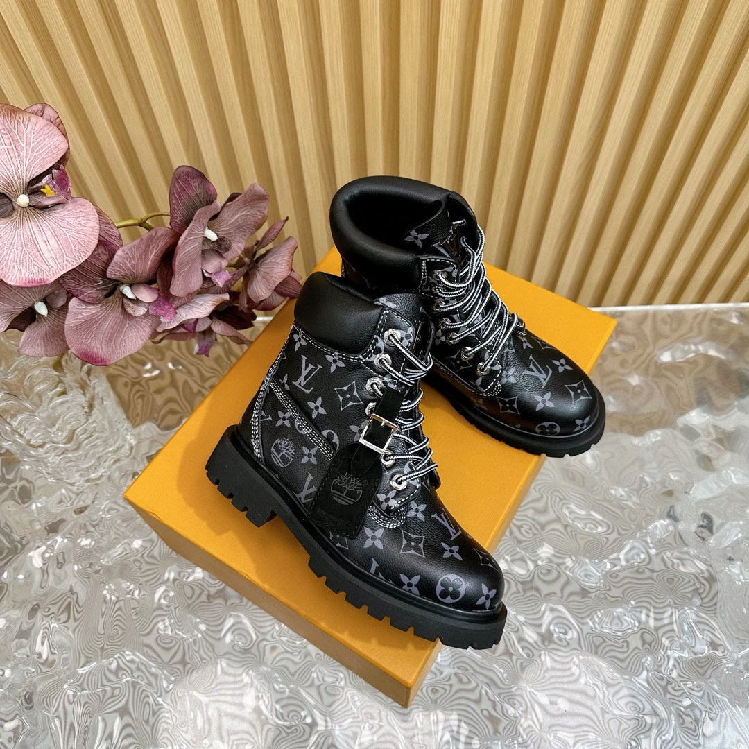 Louis Vuitton x Timberland sneakers