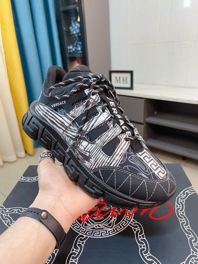 110usd,code: 202412130101 colorsets