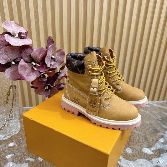 Louis Vuitton x Timberland sneakers