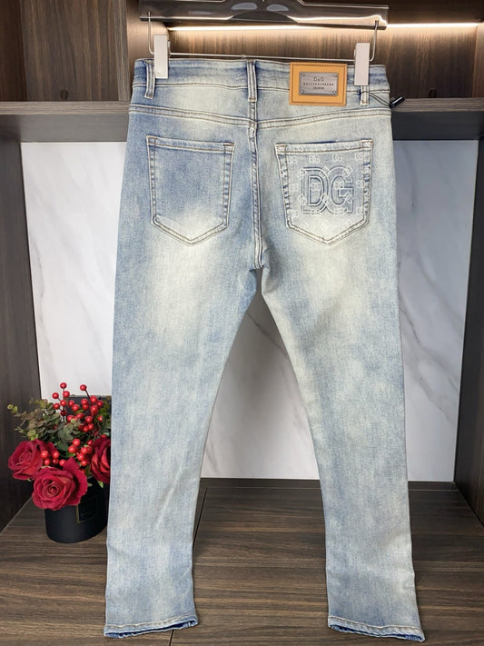 DG jeans, top/60usd,code: 202502172244 colorsets