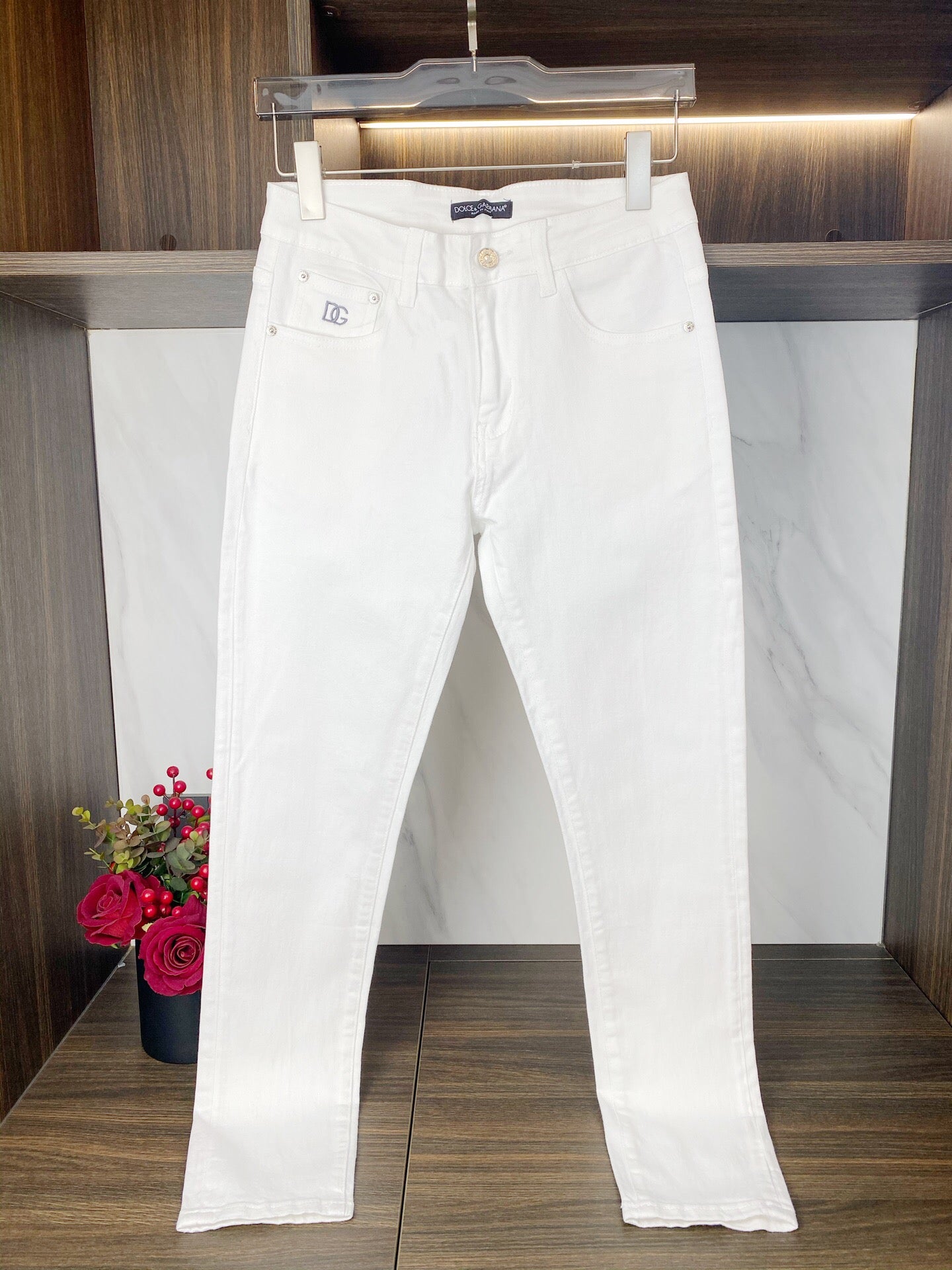 DG jeans, top/60usd,code: 202502172244 colorsets