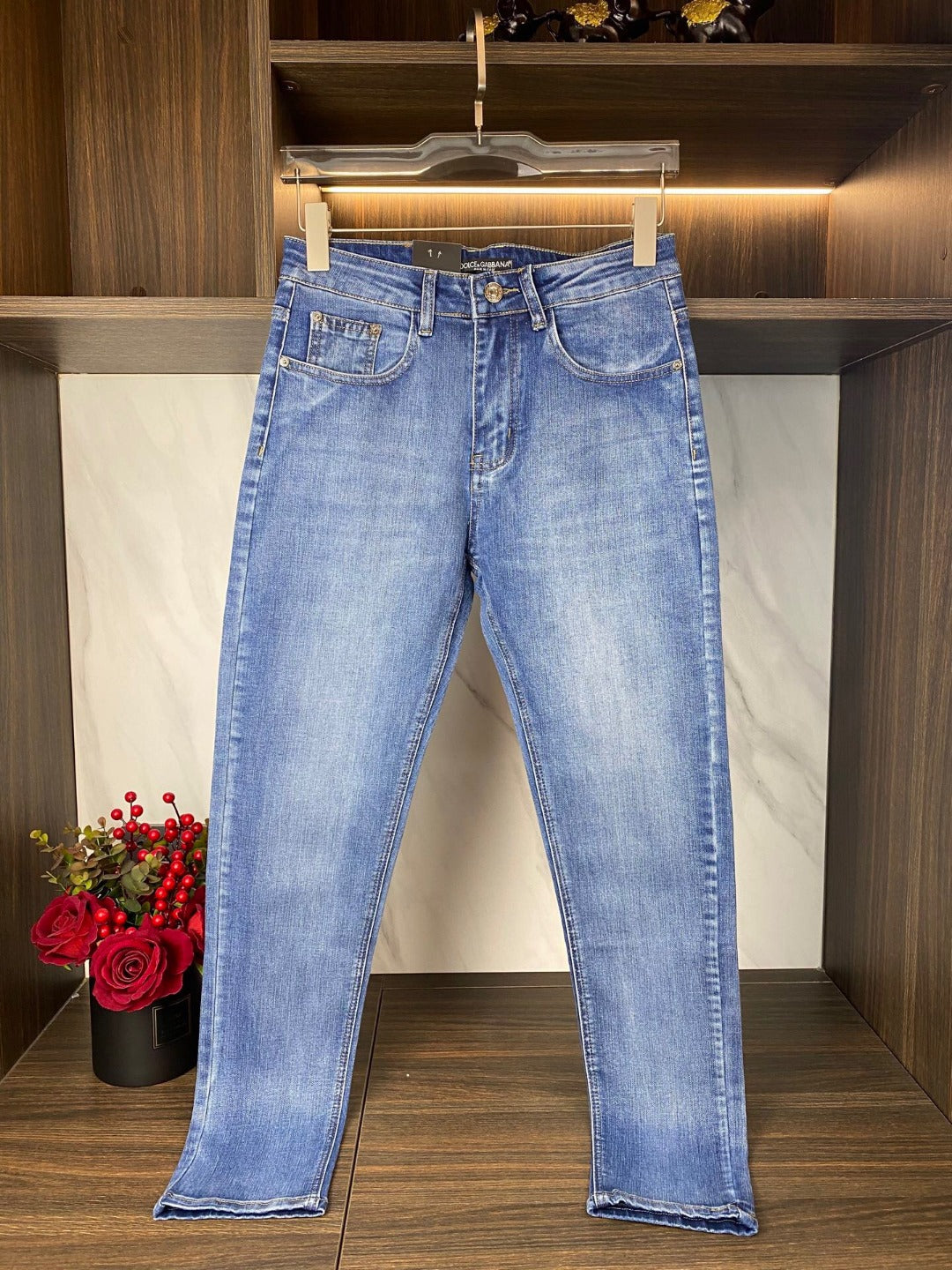 DG jeans, top/60usd,code: 202502172244 colorsets