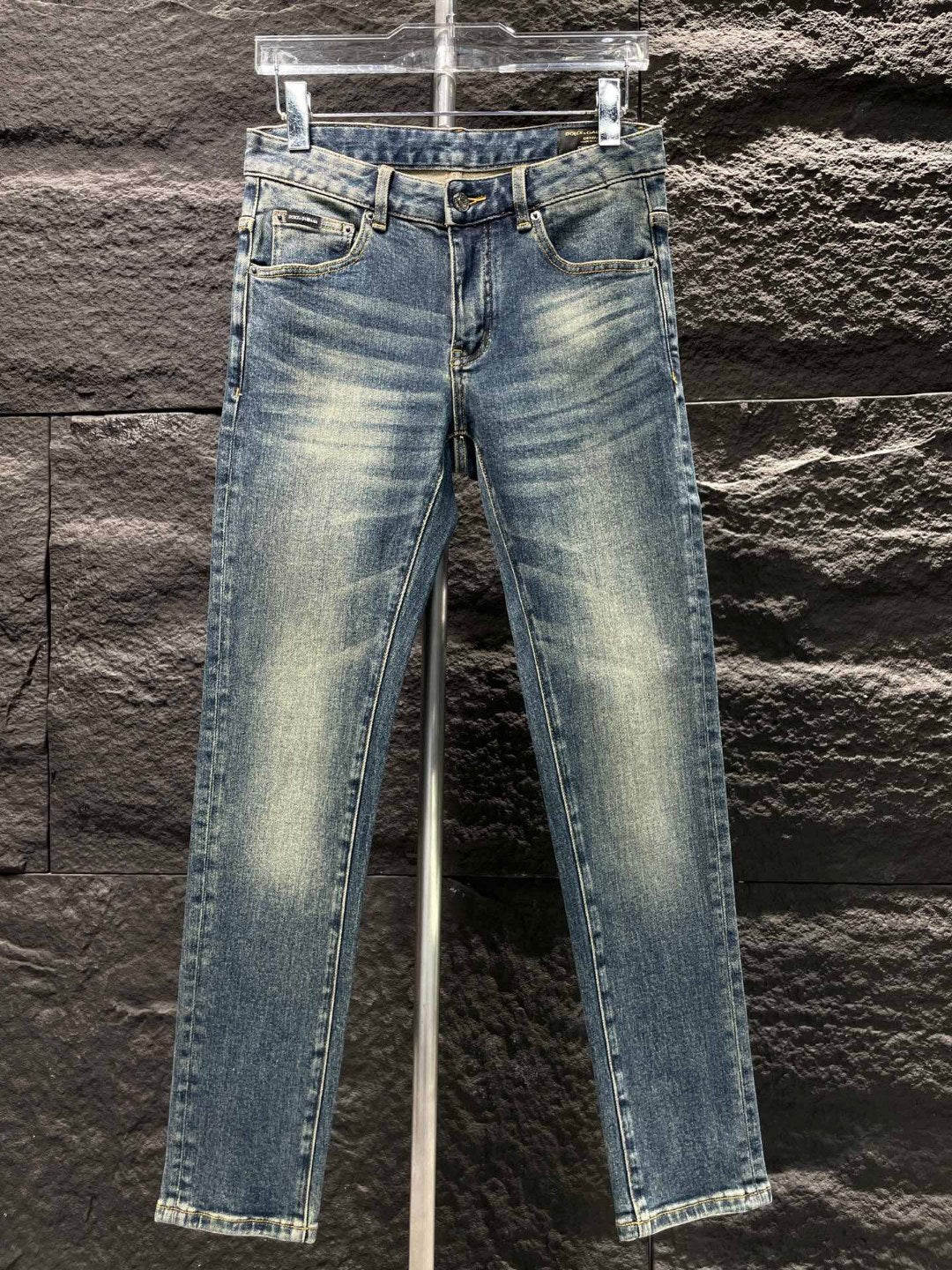 DG jeans, top/60usd,code: 202502172244 colorsets